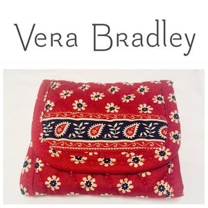 NWT Vera Bradley “Americana Red” Trifold Pocket Wallet (Retired Print)